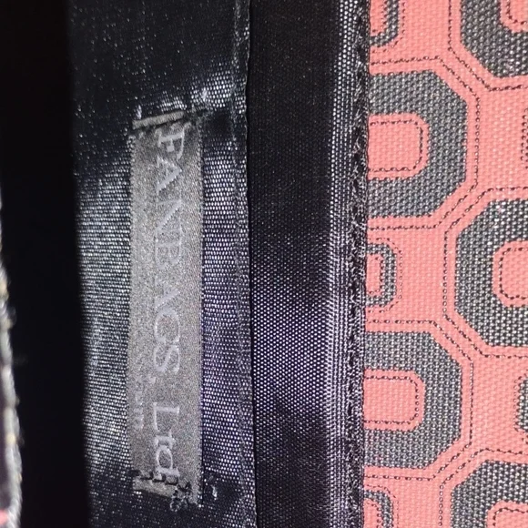 Ohio State Clutch Purse - Picture 3 of 8